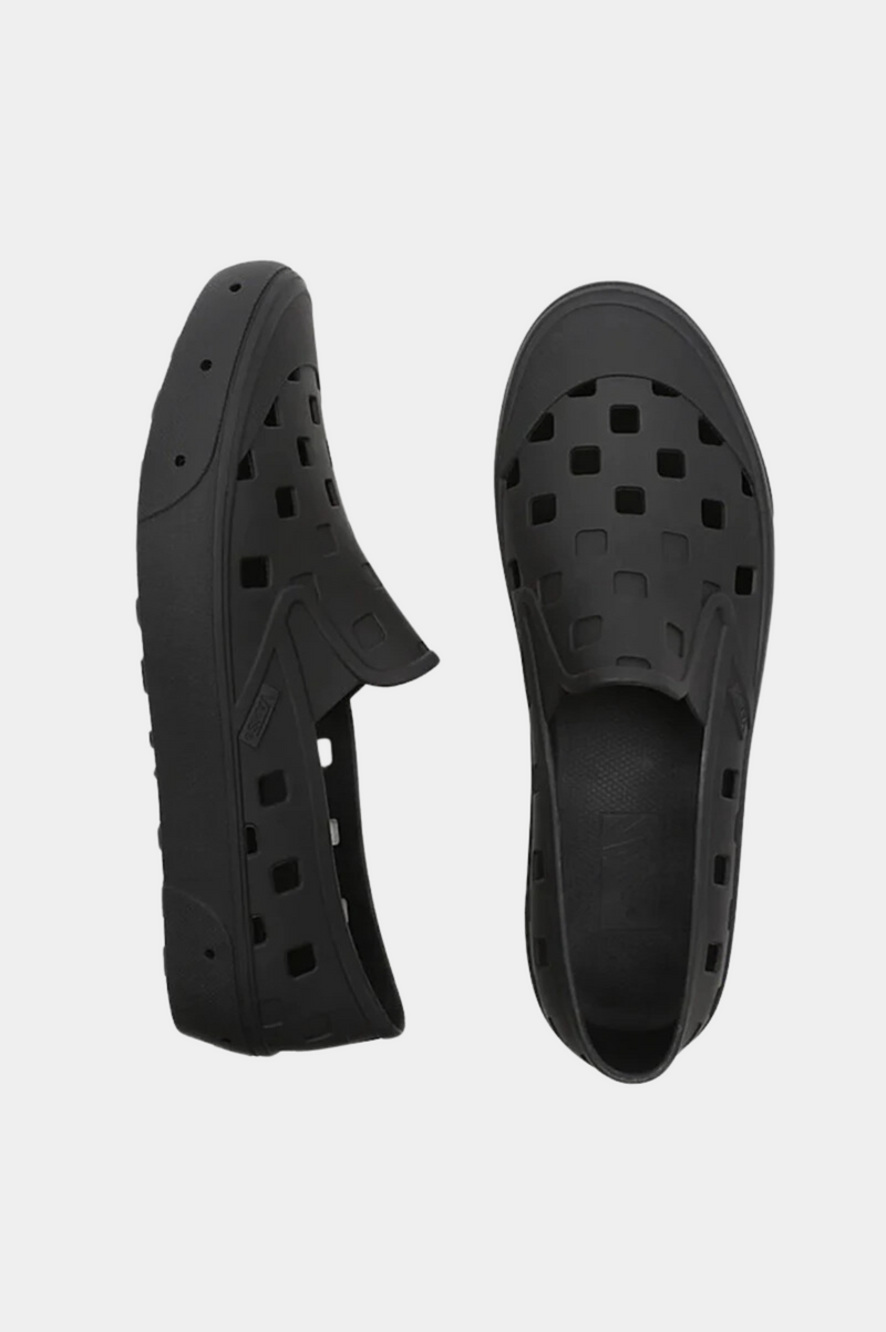 UA SLIP-ON TRK