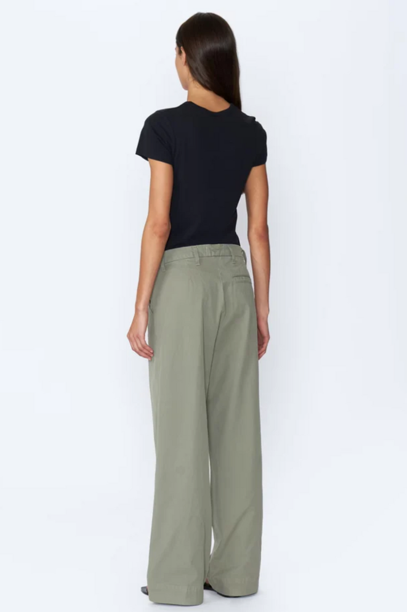 LOLA PLEAT PANT