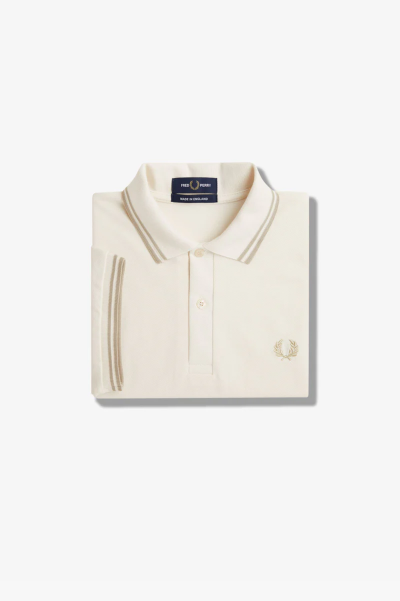 TWIN TIPPED FRED PERRY SHIRT