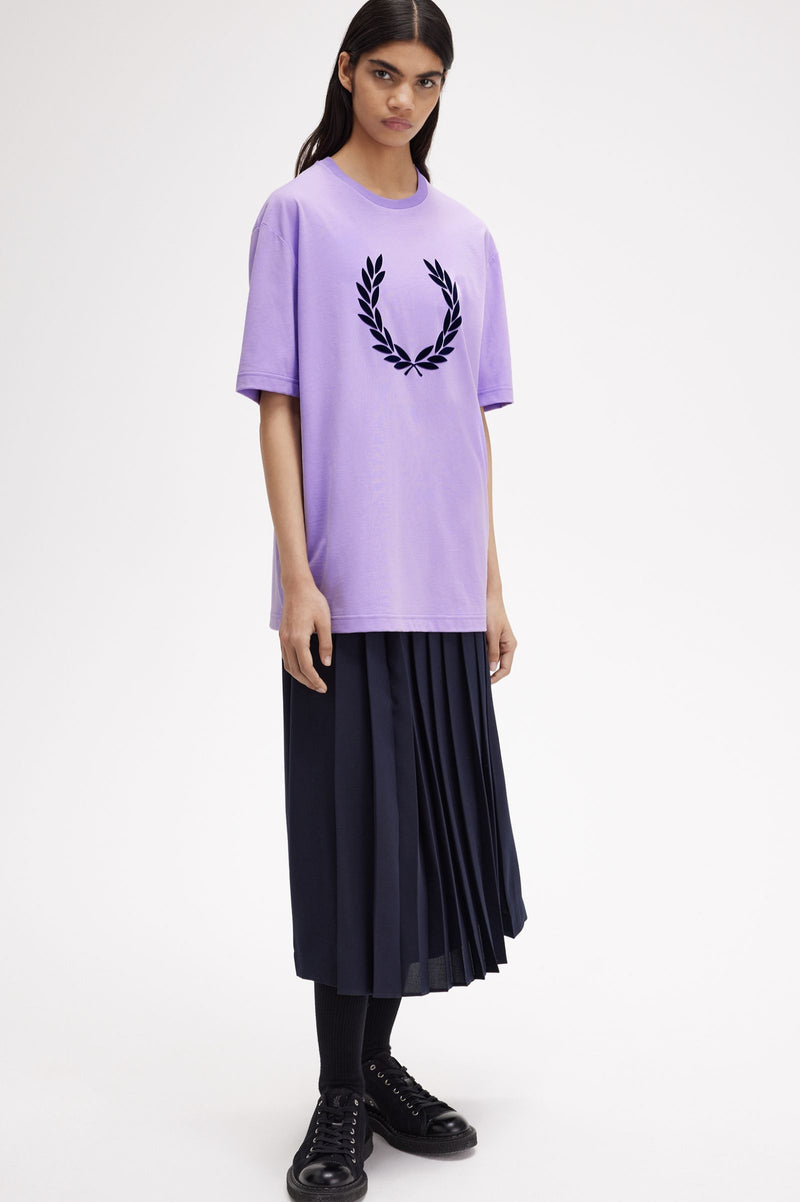 FLOCKED LAUREL WREATH T-SHIRT