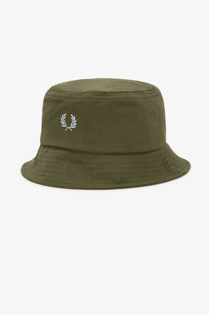 PIQUE BUCKET HAT