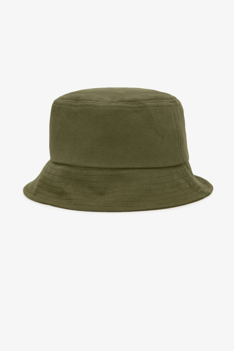 PIQUE BUCKET HAT