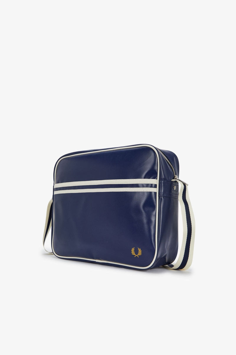 CLASSIC SHOULDER BAG