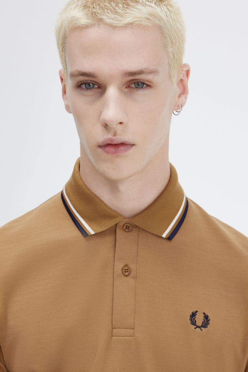 TWIN TIPPED FRED PERRY SHIRT