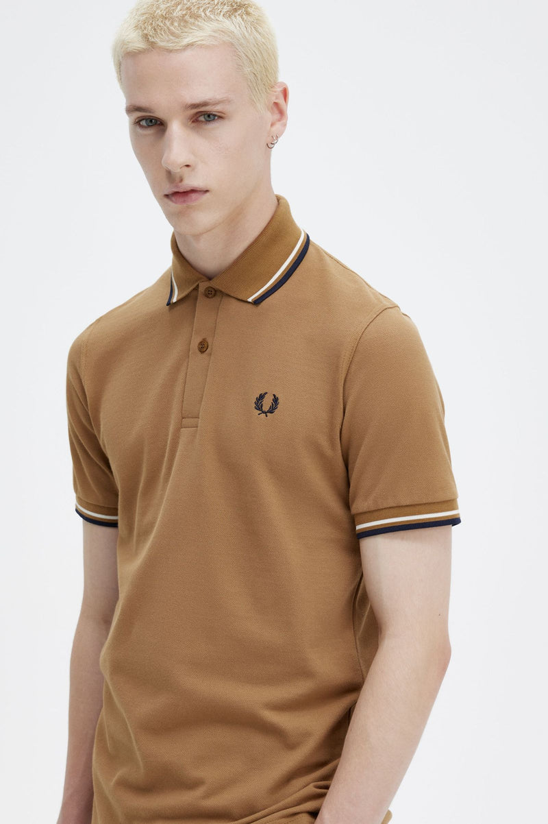 TWIN TIPPED FRED PERRY SHIRT