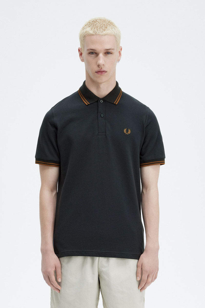 TWIN TIPPED FRED PERRY SHIRT