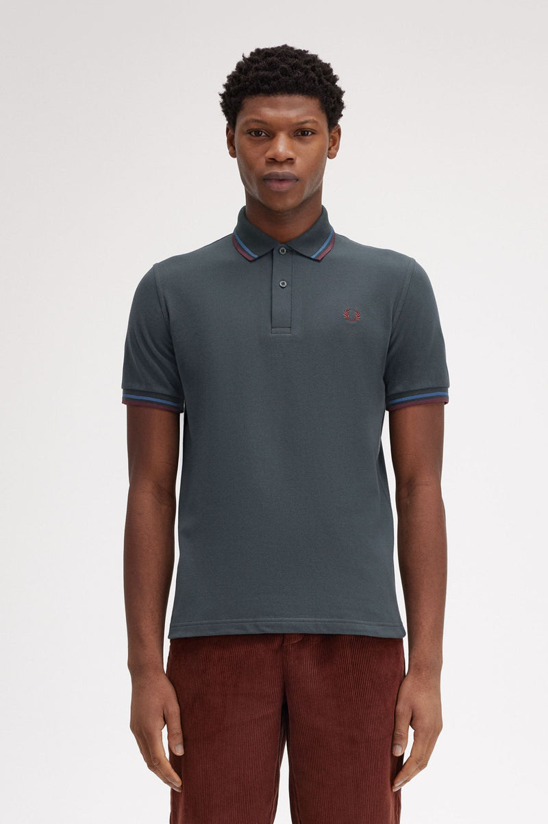 TWIN TIPPED FRED PERRY SHIRT