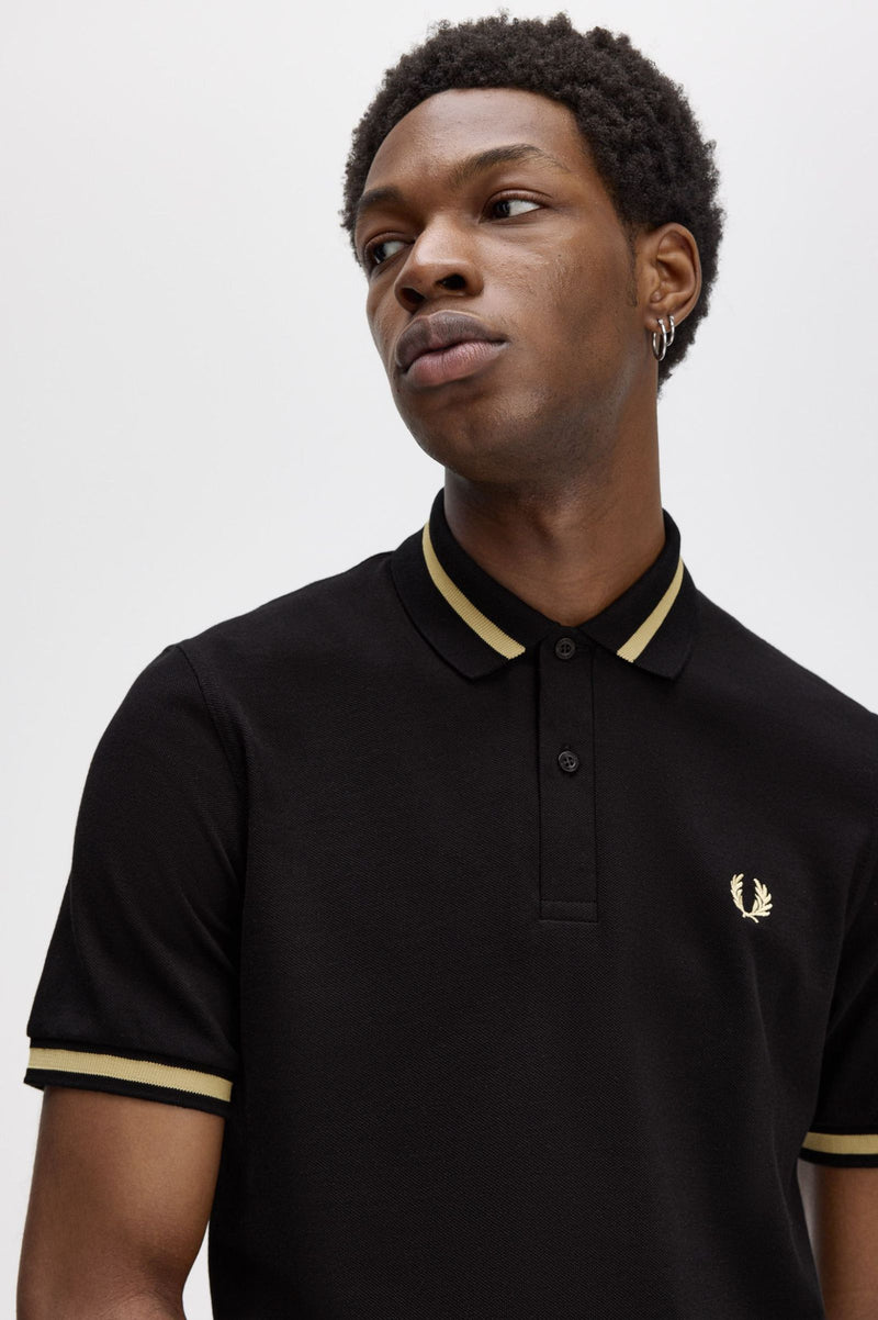 SINGLE TIPPED FRED PERRY SHIRT