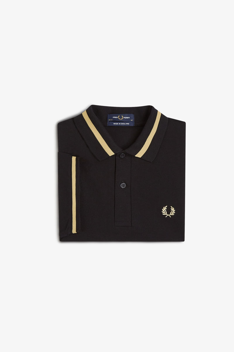 SINGLE TIPPED FRED PERRY SHIRT