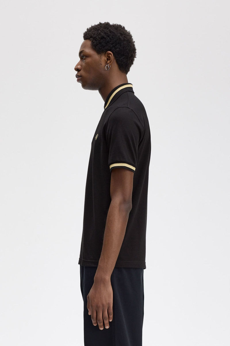 SINGLE TIPPED FRED PERRY SHIRT