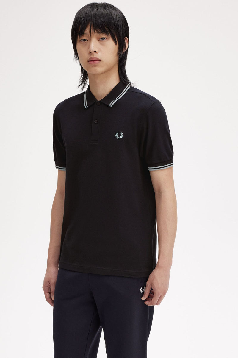 TWIN TIPPED FRED PERRY SHIRT