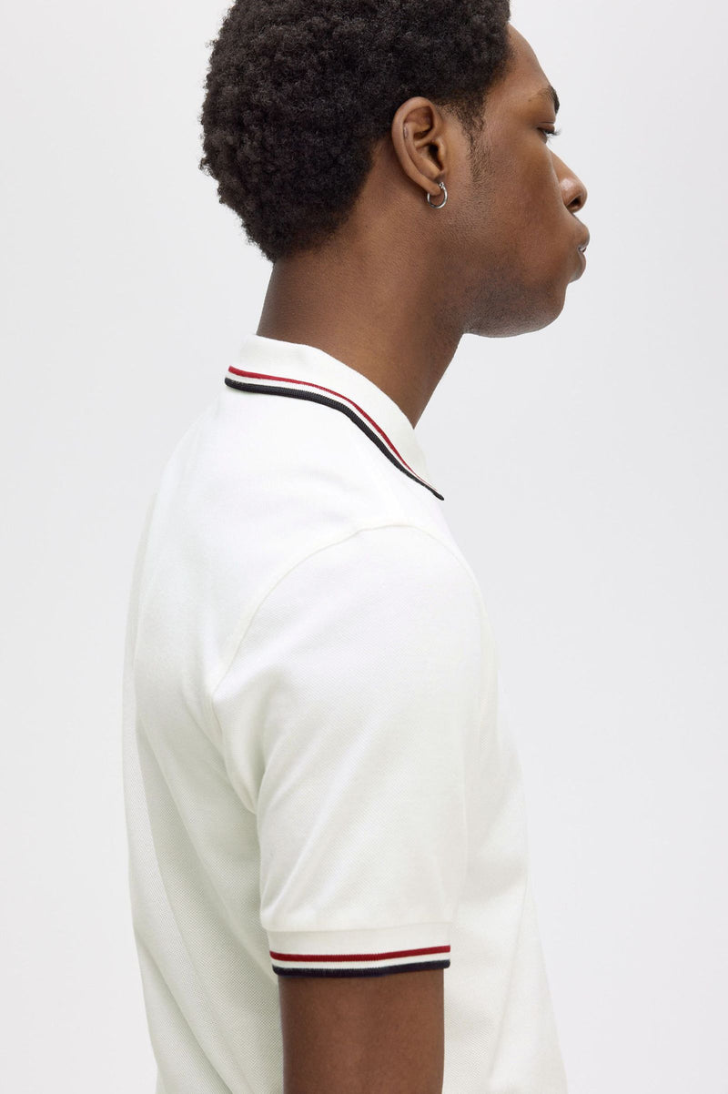 TWIN TIPPED FRED PERRY SHIRT