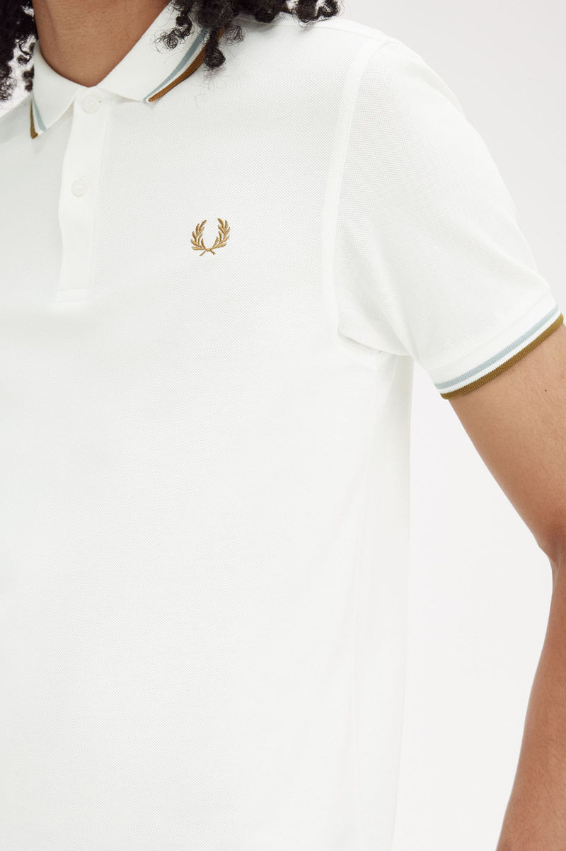 TWIN TIPPED FRED PERRY SHIRT