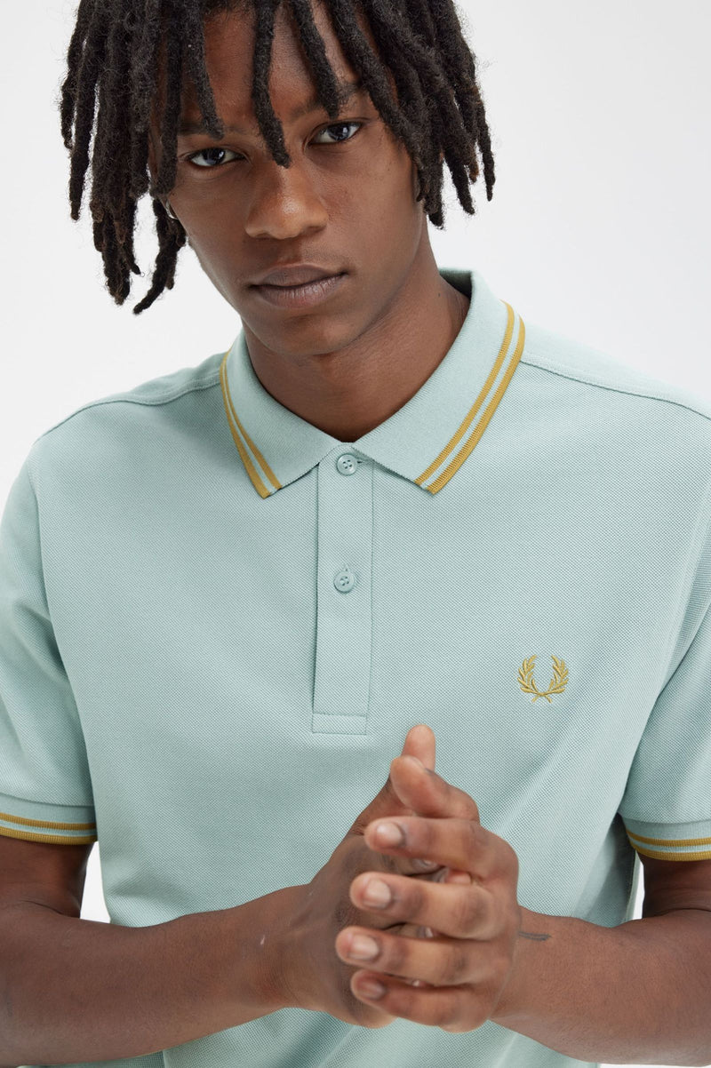 TWIN TIPPED FRED PERRY SHIRT