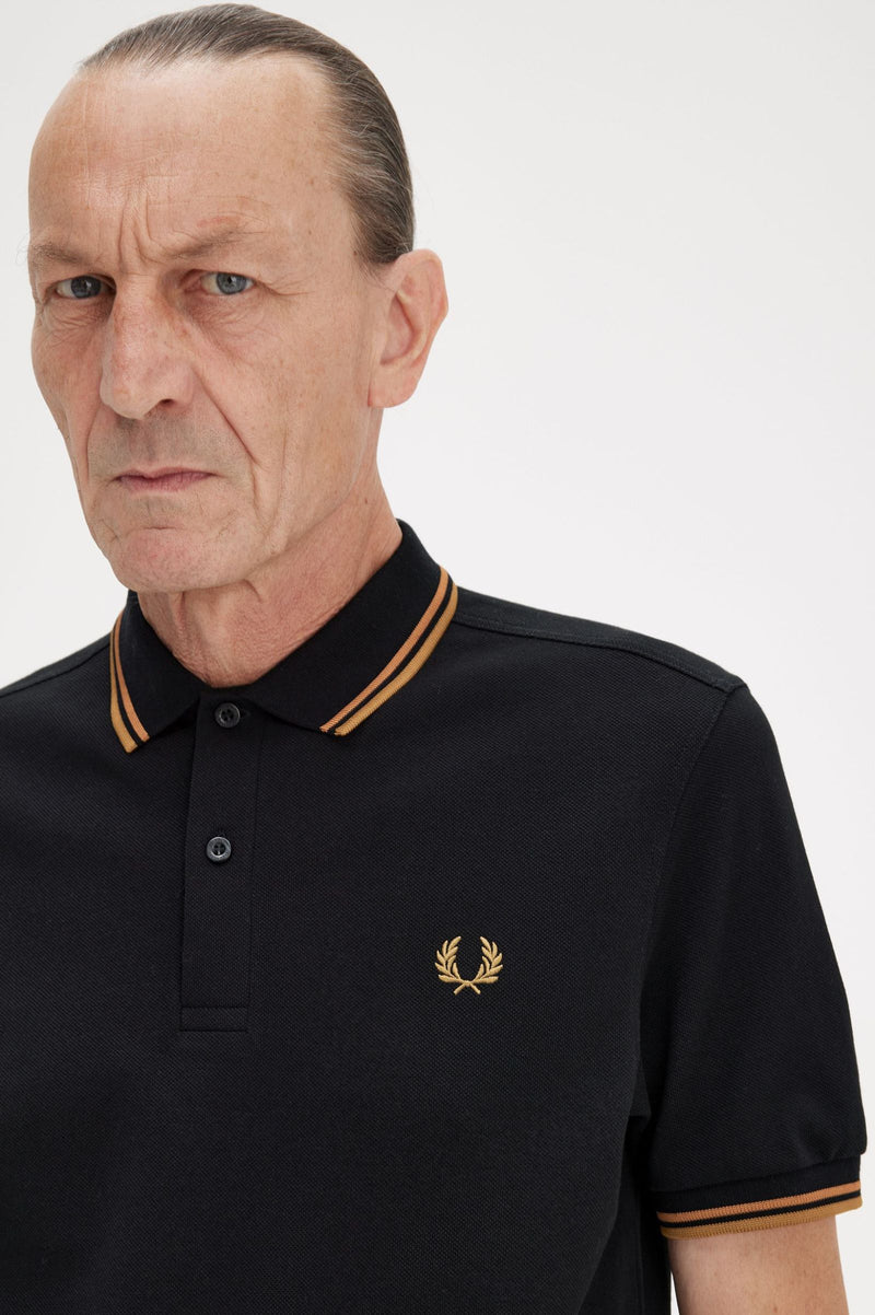 TWIN TIPPED FRED PERRY SHIRT