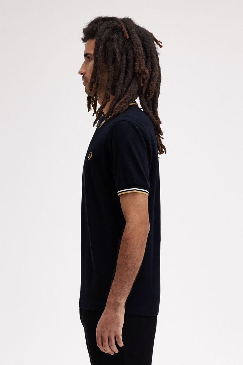 TWIN TIPPED FRED PERRY SHIRT