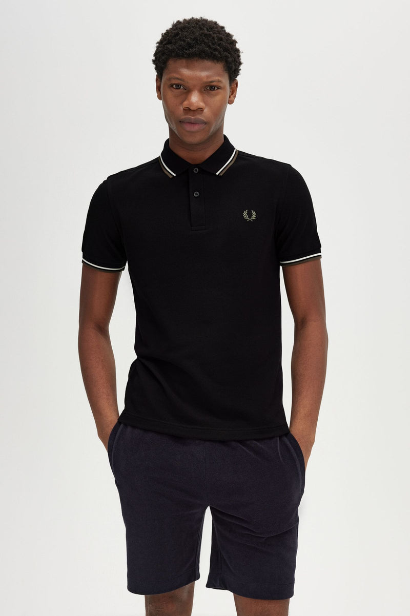 TWIN TIPPED FRED PERRY SHIRT