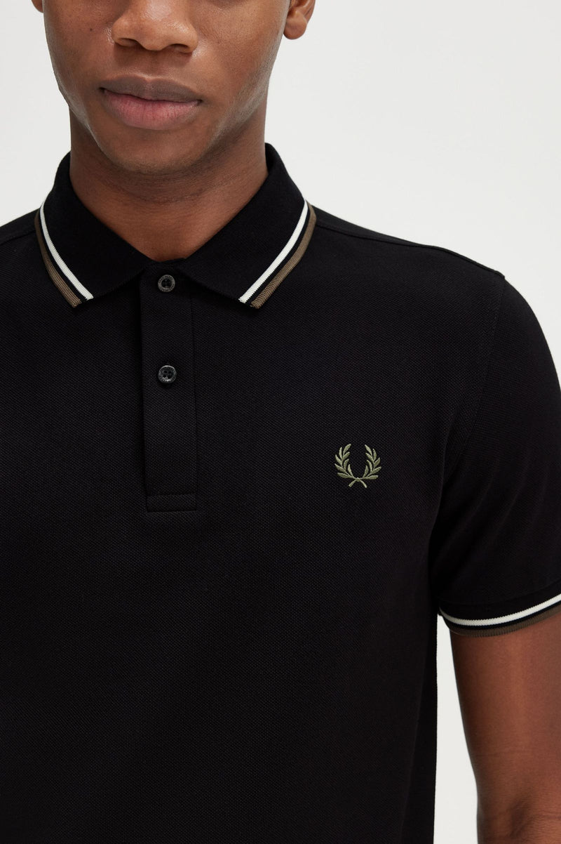 TWIN TIPPED FRED PERRY SHIRT