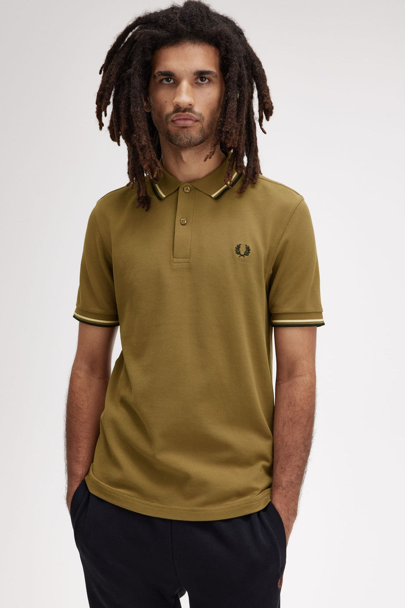 TWIN TIPPED FRED PERRY SHIRT