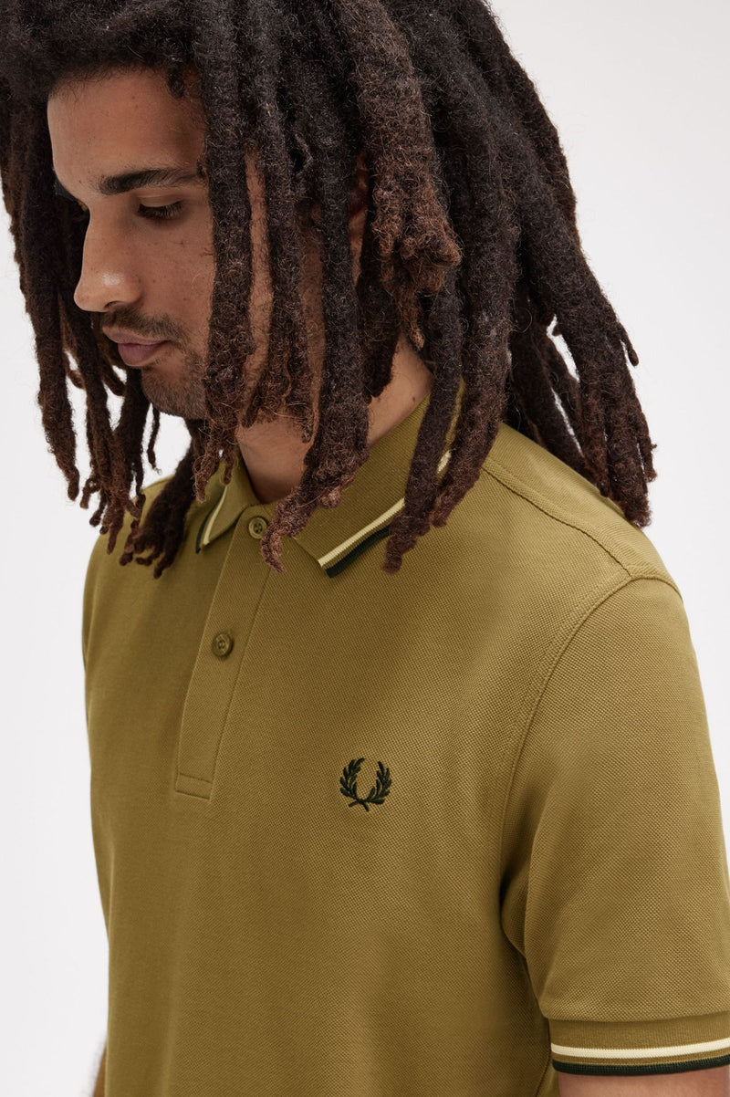 TWIN TIPPED FRED PERRY SHIRT