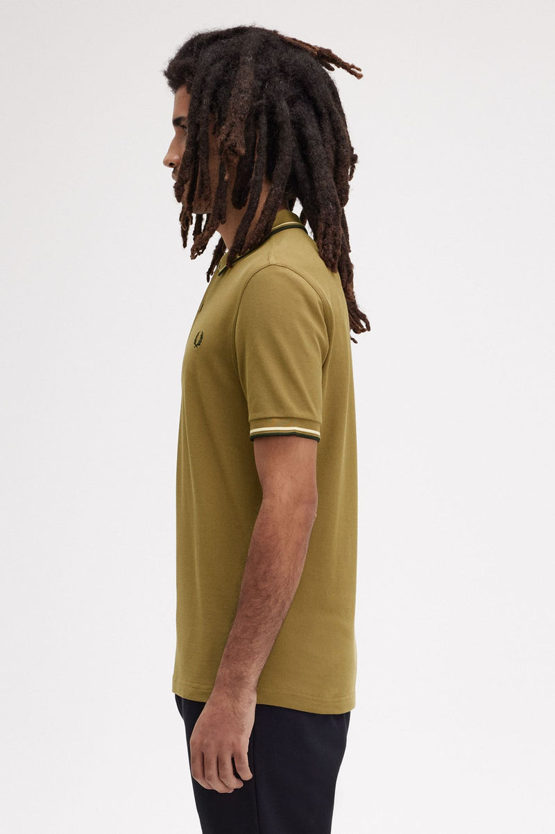 TWIN TIPPED FRED PERRY SHIRT