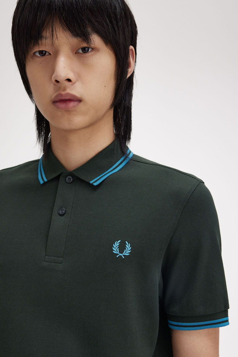 TWIN TIPPED FRED PERRY SHIRT