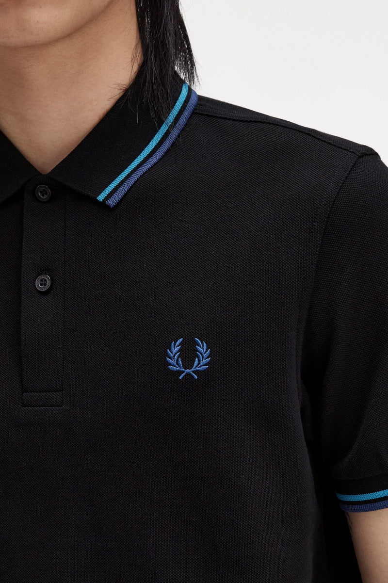 TWIN TIPPED FRED PERRY SHIRT