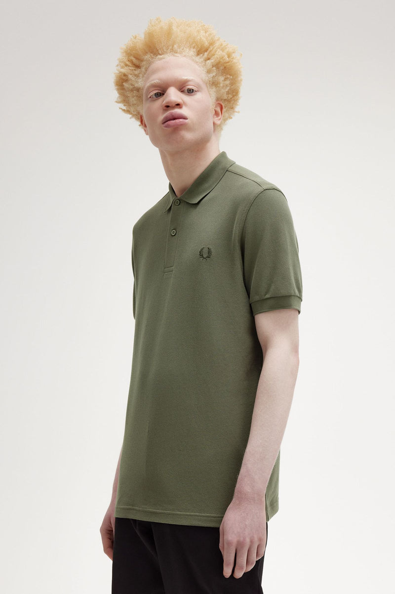 PLAIN FRED PERRY SHIRT