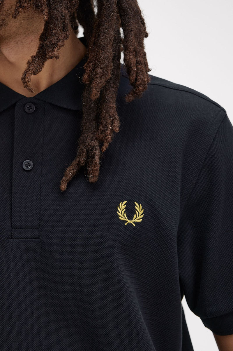 PLAIN FRED PERRY SHIRT