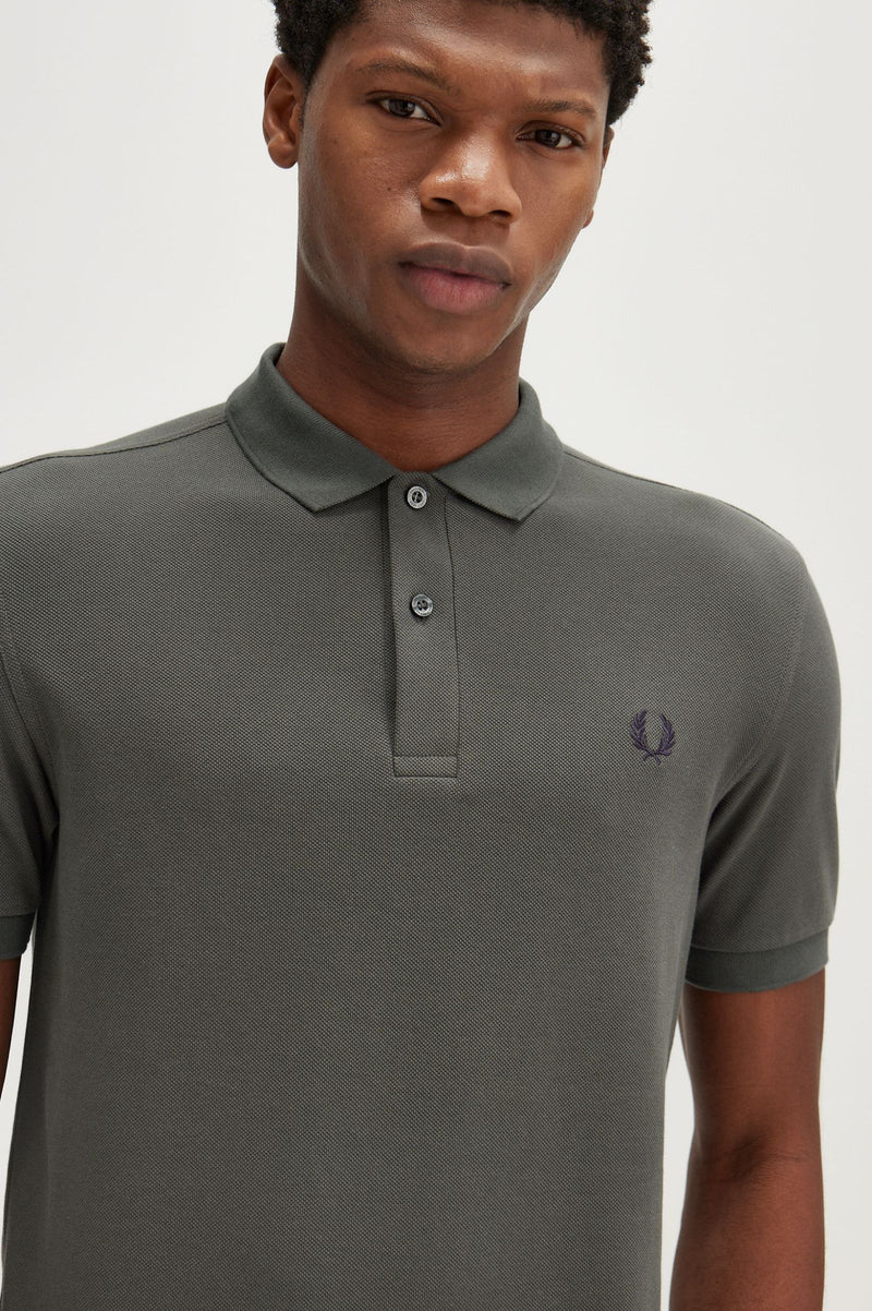 PLAIN FRED PERRY SHIRT