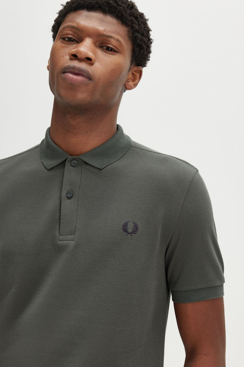 PLAIN FRED PERRY SHIRT