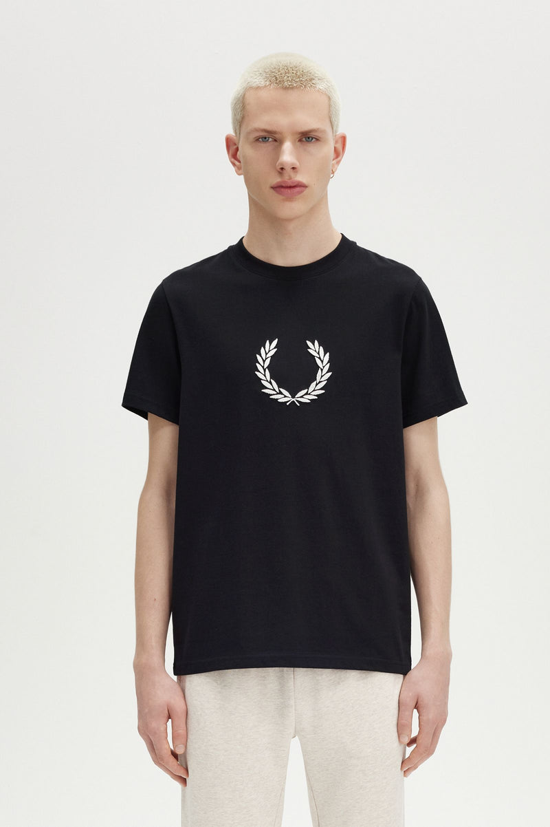 TEXTURED LAUREL WREATH T-SHIRT