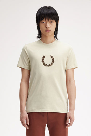 TEXTURED LAUREL WREATH T-SHIRT