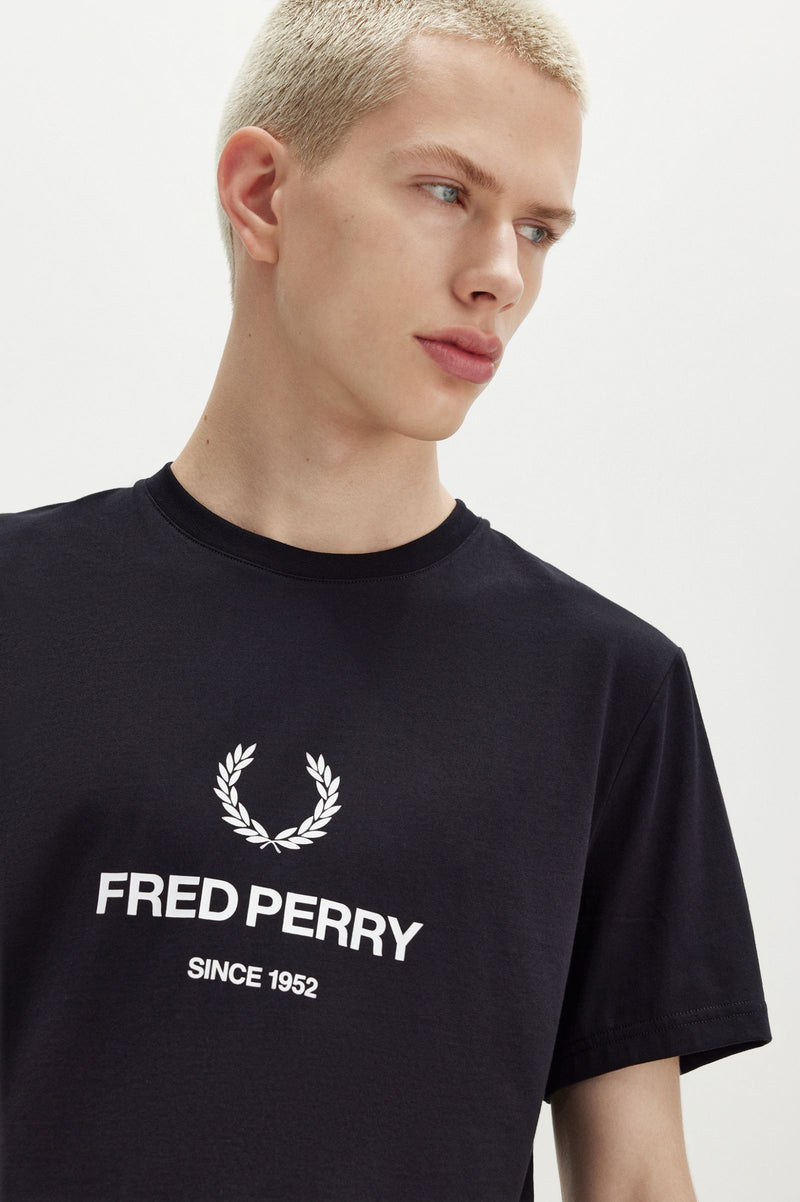 FRED PERRY GRAPHIC T-SHIRT