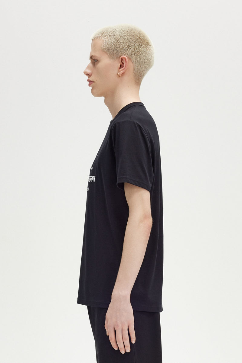 FRED PERRY GRAPHIC T-SHIRT