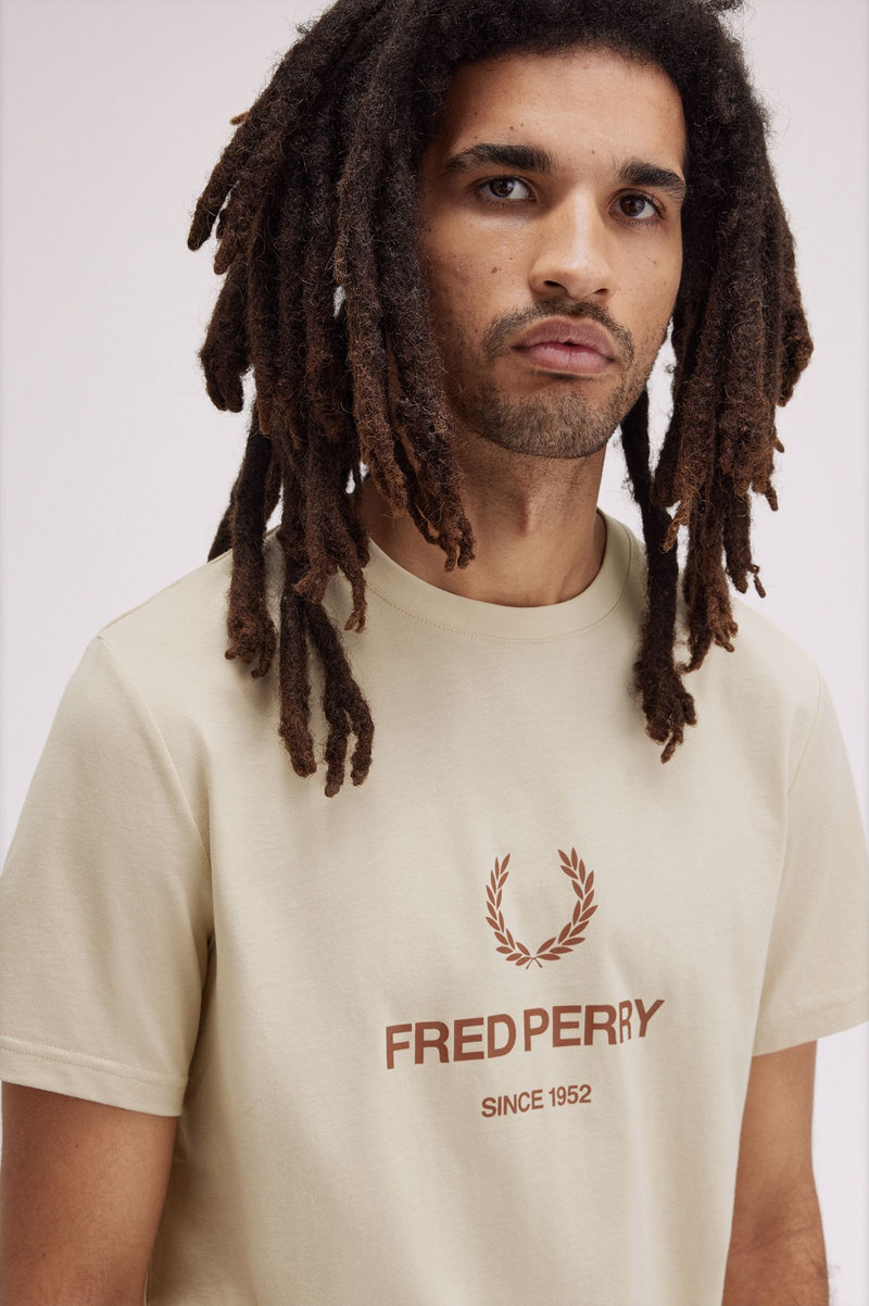 FRED PERRY GRAPHIC T-SHIRT