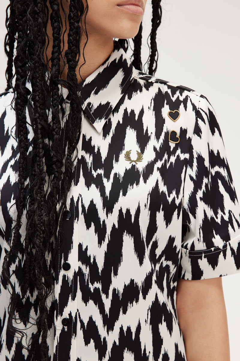 ANIMAL PRINT SATIN SHIRT