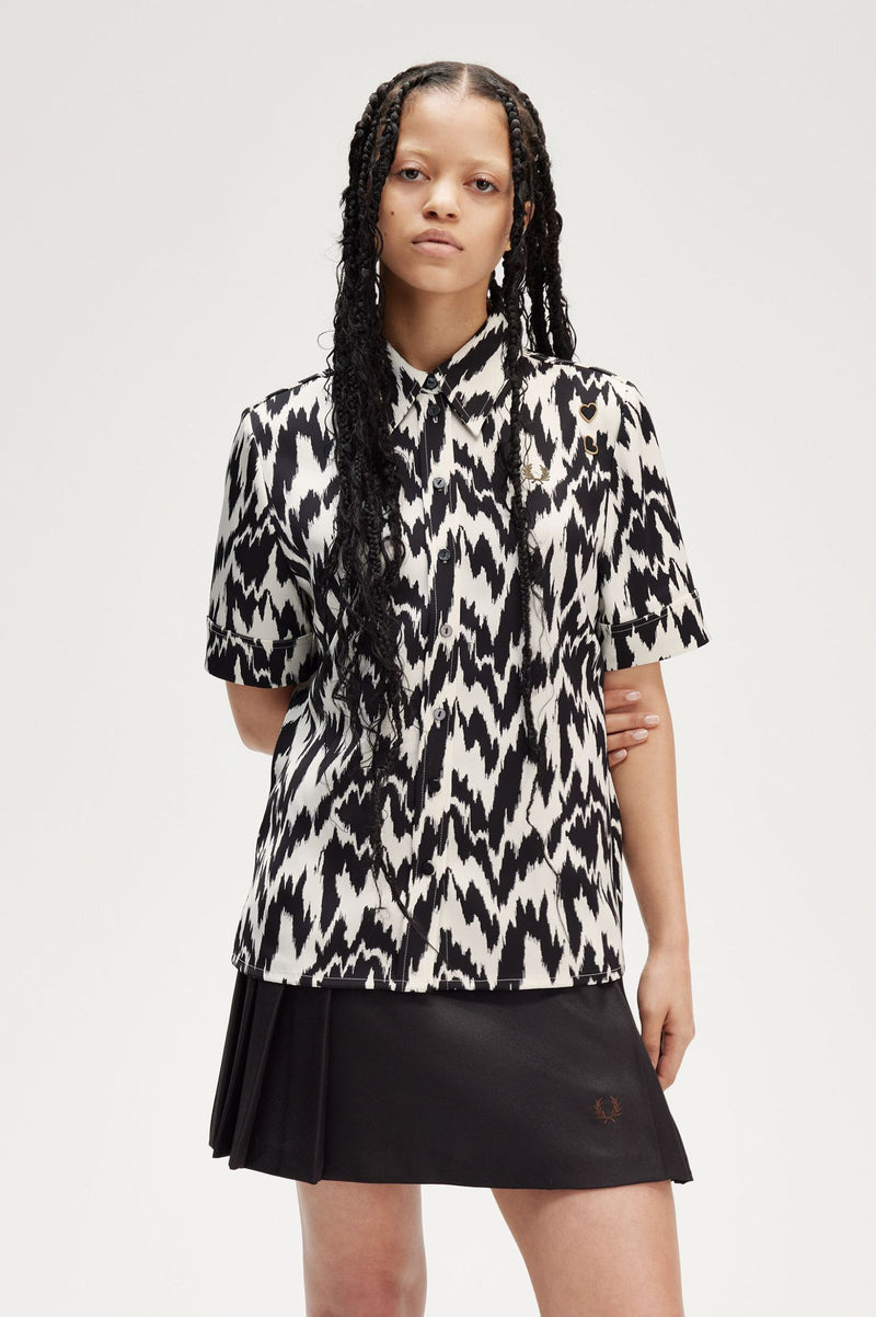 ANIMAL PRINT SATIN SHIRT